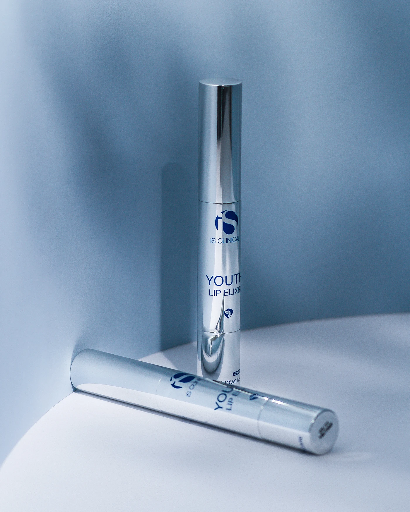 Омоложение и Объем с Youth Lip Elixir