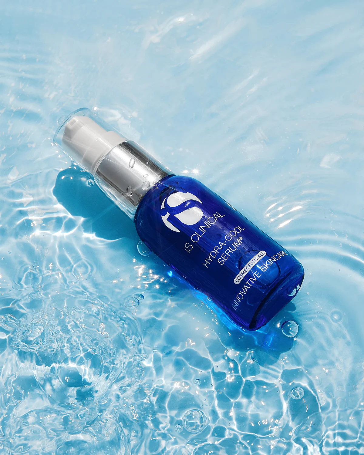 Звезды Голливуда — ценители iS Clinical - Hydra Cool Serum