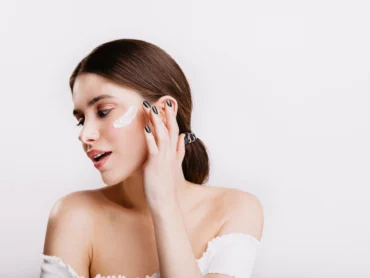 Увлажняющее средство iS Clinical